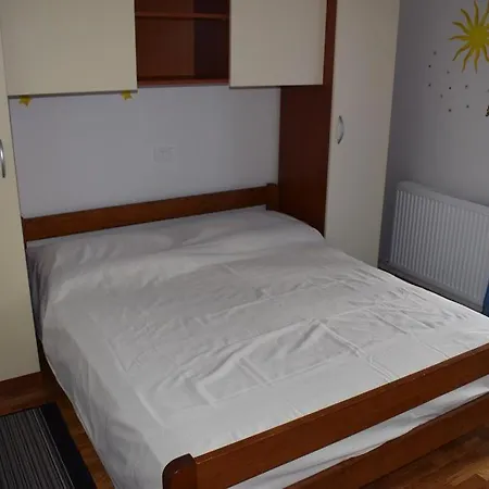Konukevi Iris 3*