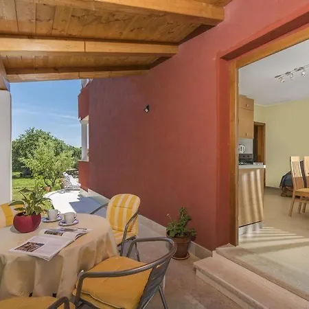 Guest house Iris 3*