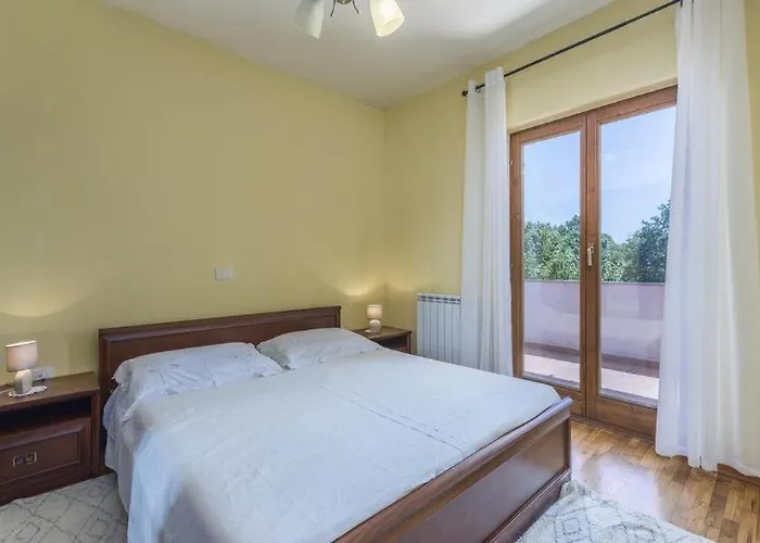 Iris 3* Novigrad Istria