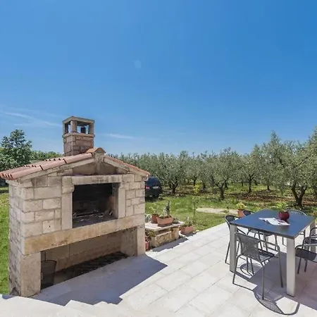 Iris Novigrad Istria