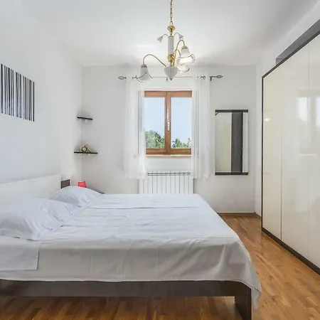 Iris Penzion Novigrad Istria