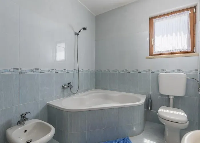 Gostinjska kuća Iris